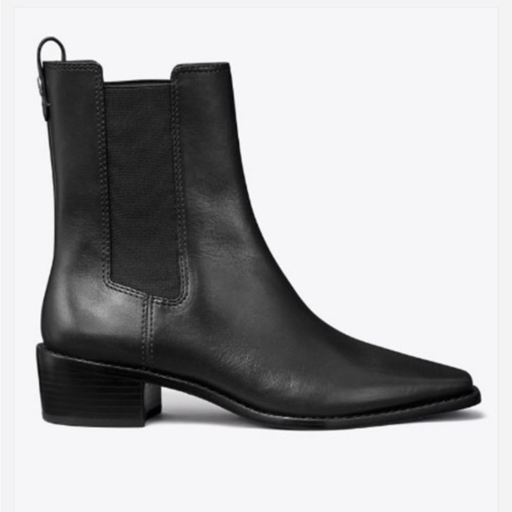 NWOB Tory Burch Chelsea Classic Ankle Boot Black Nappa Leather 
Sz 9